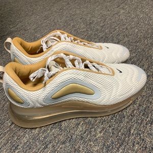 Air Max 720 (men’s size 13)